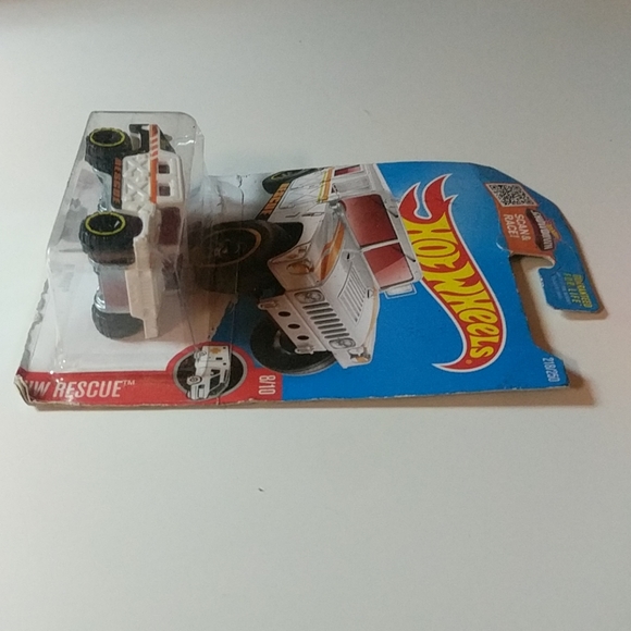 Hot Wheels Humvee - Picture 5 of 8